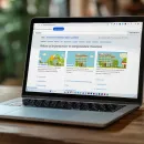 Laptop met op het scherm het dashboard van het Terra opendata platform van veb.